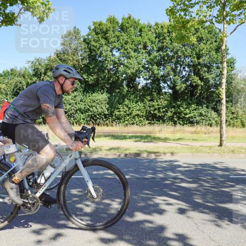 09.08.2026 - GEWOBA Citytriathlon Bremen Michael Burmester http://msf.ph/oto/9960142 09.08.2026 12:39:46 Radfahren 612, 693, 834, 840, 871, 896, 923, 998, 1154 meine-sportfotos.de