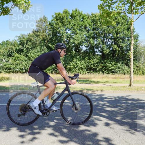 09.08.2026 - GEWOBA Citytriathlon Bremen Michael Burmester http://msf.ph/oto/9960147 09.08.2026 12:39:55 Radfahren 675, 693, 696, 796, 840, 876, 923, 968, 972, 998, 1012, 1120, 1154 meine-sportfotos.de