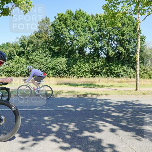 09.08.2026 - GEWOBA Citytriathlon Bremen Michael Burmester http://msf.ph/oto/9960149 09.08.2026 12:39:59 Radfahren 675, 696, 796, 876, 968, 972, 1012, 1120, 1132, 1154 meine-sportfotos.de