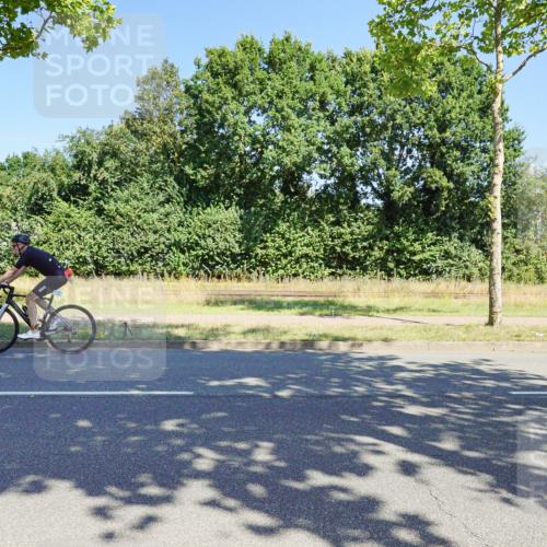 09.08.2026 - GEWOBA Citytriathlon Bremen Michael Burmester http://msf.ph/oto/9960159 09.08.2026 12:40:14 Radfahren 626, 675, 743, 761, 789, 876, 953, 968, 1115, 1120, 1127, 1132 meine-sportfotos.de
