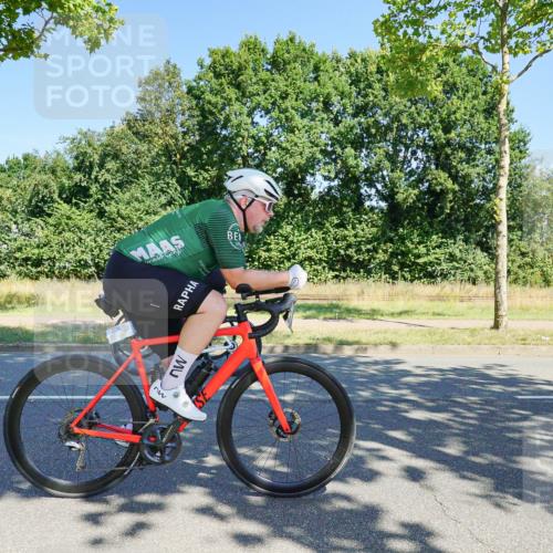 09.08.2026 - GEWOBA Citytriathlon Bremen Michael Burmester http://msf.ph/oto/9960174 09.08.2026 12:40:35 Radfahren 671, 701, 707, 809, 810, 819, 888, 919, 954, 1136 meine-sportfotos.de
