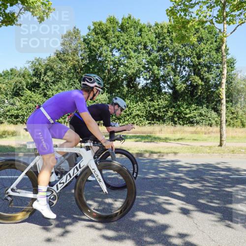 09.08.2026 - GEWOBA Citytriathlon Bremen Michael Burmester http://msf.ph/oto/9960185 09.08.2026 12:40:49 Radfahren 586, 601, 620, 644, 651, 774, 805, 810, 976, 1136 meine-sportfotos.de