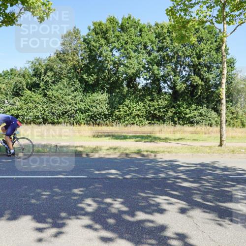 09.08.2026 - GEWOBA Citytriathlon Bremen Michael Burmester http://msf.ph/oto/9960193 09.08.2026 12:41:00 Radfahren 586, 601, 620, 644, 774, 800, 848, 889, 956, 976, 1131 meine-sportfotos.de
