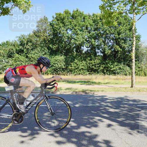 09.08.2026 - GEWOBA Citytriathlon Bremen Michael Burmester http://msf.ph/oto/9960198 09.08.2026 12:41:05 Radfahren 586, 601, 800, 848, 889, 956, 1131 meine-sportfotos.de