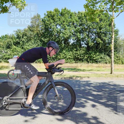 09.08.2026 - GEWOBA Citytriathlon Bremen Michael Burmester http://msf.ph/oto/9960200 09.08.2026 12:41:15 Radfahren 702, 858, 889, 956, 1131 meine-sportfotos.de