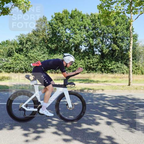 09.08.2026 - GEWOBA Citytriathlon Bremen Michael Burmester http://msf.ph/oto/9960203 09.08.2026 12:41:22 Radfahren 548, 702, 711, 740, 858, 982, 1020 meine-sportfotos.de
