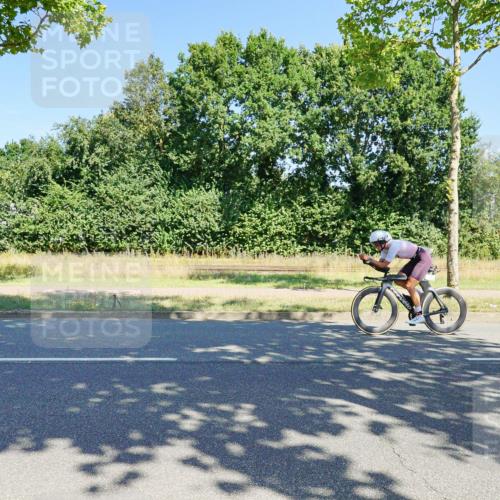 09.08.2026 - GEWOBA Citytriathlon Bremen Michael Burmester http://msf.ph/oto/9960205 09.08.2026 12:41:24 Radfahren 548, 602, 702, 711, 740, 858, 982, 1020 meine-sportfotos.de