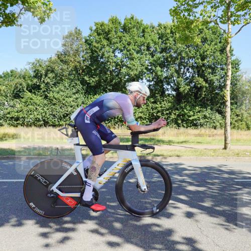 09.08.2026 - GEWOBA Citytriathlon Bremen Michael Burmester http://msf.ph/oto/9960210 09.08.2026 12:41:32 Radfahren 548, 602, 702, 711, 740, 767, 915, 933, 940, 982, 1020, 1159 meine-sportfotos.de