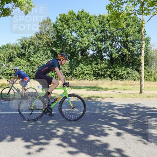 09.08.2026 - GEWOBA Citytriathlon Bremen Michael Burmester http://msf.ph/oto/9960212 09.08.2026 12:41:34 Radfahren 548, 602, 702, 711, 740, 766, 767, 873, 915, 933, 940, 982, 1020, 1121, 1159 meine-sportfotos.de