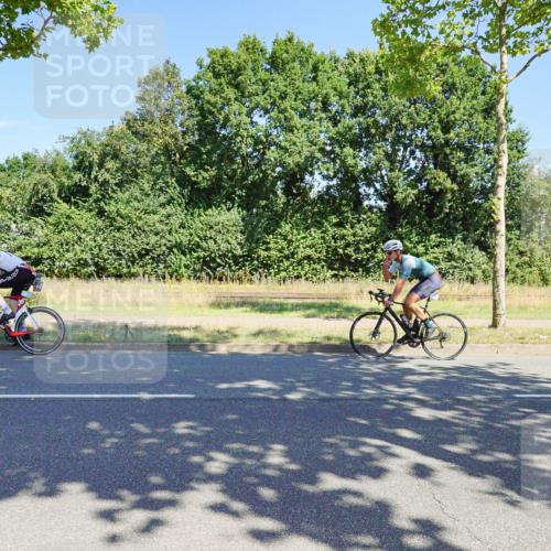 09.08.2026 - GEWOBA Citytriathlon Bremen Michael Burmester http://msf.ph/oto/9960238 09.08.2026 12:42:14 Radfahren 635, 753, 1102, 1107, 1153 meine-sportfotos.de