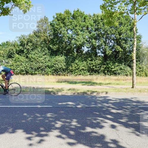09.08.2026 - GEWOBA Citytriathlon Bremen Michael Burmester http://msf.ph/oto/9960239 09.08.2026 12:42:15 Radfahren 635, 753, 1102, 1153 meine-sportfotos.de