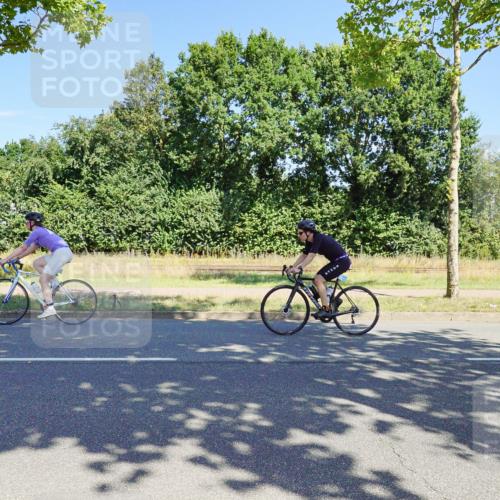 09.08.2026 - GEWOBA Citytriathlon Bremen Michael Burmester http://msf.ph/oto/9960247 09.08.2026 12:42:29 Radfahren 635, 768, 782, 870, 885, 966 meine-sportfotos.de