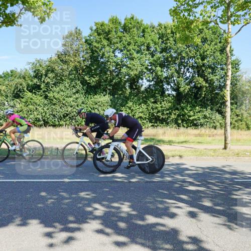 09.08.2026 - GEWOBA Citytriathlon Bremen Michael Burmester http://msf.ph/oto/9960254 09.08.2026 12:42:36 Radfahren 720, 768, 782, 870, 885, 966 meine-sportfotos.de