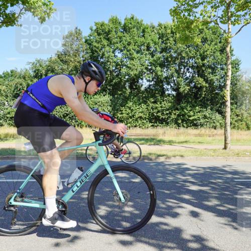 09.08.2026 - GEWOBA Citytriathlon Bremen Michael Burmester http://msf.ph/oto/9960275 09.08.2026 12:43:15 Radfahren 543, 546, 558, 649, 674, 859, 887, 945, 991, 996, 1010, 1108 meine-sportfotos.de