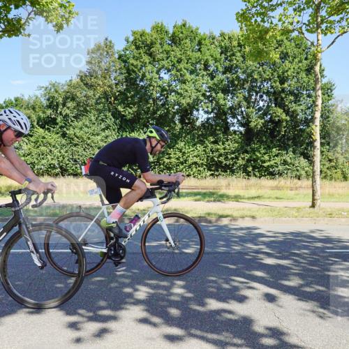 09.08.2026 - GEWOBA Citytriathlon Bremen Michael Burmester http://msf.ph/oto/9960282 09.08.2026 12:43:22 Radfahren 546, 558, 621, 643, 674, 700, 732, 859, 887, 898, 944, 945, 989, 991, 996, 1105, 1108, 1148 meine-sportfotos.de