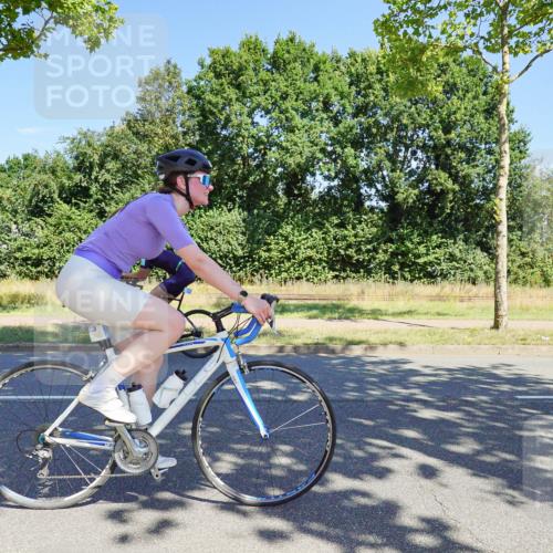 09.08.2026 - GEWOBA Citytriathlon Bremen Michael Burmester http://msf.ph/oto/9960283 09.08.2026 12:43:24 Radfahren 546, 558, 621, 643, 674, 700, 732, 859, 887, 898, 944, 945, 989, 991, 996, 1105, 1108, 1148 meine-sportfotos.de