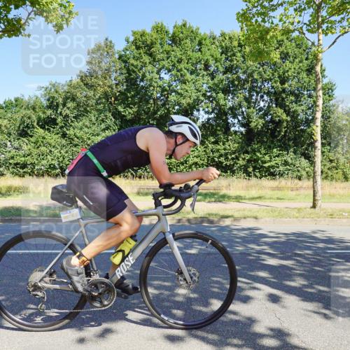 09.08.2026 - GEWOBA Citytriathlon Bremen Michael Burmester http://msf.ph/oto/9960319 09.08.2026 12:44:16 Radfahren 587, 614, 629, 658, 660, 661, 714, 854, 891, 957, 974 meine-sportfotos.de