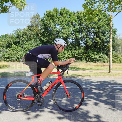09.08.2026 - GEWOBA Citytriathlon Bremen Michael Burmester http://msf.ph/oto/9960364 09.08.2026 12:45:07 Radfahren 556, 597, 607, 610, 631, 666, 676, 690, 813, 831, 843, 853, 862, 985, 1128 meine-sportfotos.de
