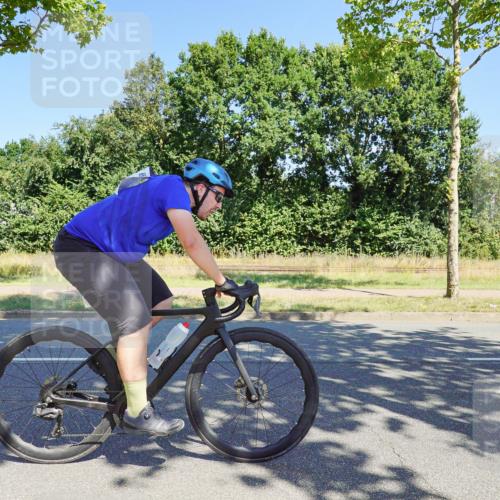 09.08.2026 - GEWOBA Citytriathlon Bremen Michael Burmester http://msf.ph/oto/9960373 09.08.2026 12:45:17 Radfahren 549, 556, 597, 610, 631, 676, 690, 738, 862, 878, 997, 1001, 1128, 1157 meine-sportfotos.de