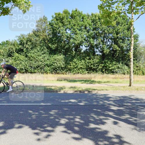 09.08.2026 - GEWOBA Citytriathlon Bremen Michael Burmester http://msf.ph/oto/9960406 09.08.2026 12:46:02 Radfahren 632, 691, 698, 703, 723, 746, 775, 791, 881, 899, 913, 962, 1007 meine-sportfotos.de