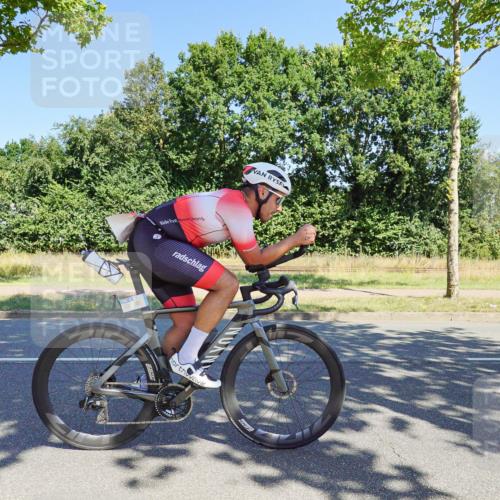 09.08.2026 - GEWOBA Citytriathlon Bremen Michael Burmester http://msf.ph/oto/9960409 09.08.2026 12:46:08 Radfahren 698, 703, 746, 775, 899, 913, 917, 1002 meine-sportfotos.de