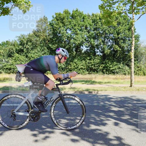 09.08.2026 - GEWOBA Citytriathlon Bremen Michael Burmester http://msf.ph/oto/9960412 09.08.2026 12:46:13 Radfahren 698, 746, 775, 899, 917, 1002 meine-sportfotos.de
