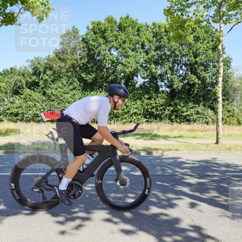 09.08.2026 - GEWOBA Citytriathlon Bremen Michael Burmester http://msf.ph/oto/9960415 09.08.2026 12:46:20 Radfahren 575, 746, 835, 917, 958, 1002 meine-sportfotos.de