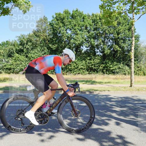 09.08.2026 - GEWOBA Citytriathlon Bremen Michael Burmester http://msf.ph/oto/9960432 09.08.2026 12:46:48 Radfahren 112, 579, 591, 616, 650, 652, 692 meine-sportfotos.de