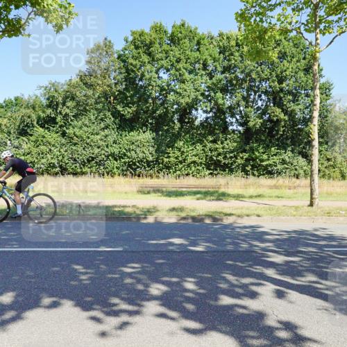 09.08.2026 - GEWOBA Citytriathlon Bremen Michael Burmester http://msf.ph/oto/9960435 09.08.2026 12:46:52 Radfahren 112, 579, 580, 591, 616, 650, 652, 692 meine-sportfotos.de