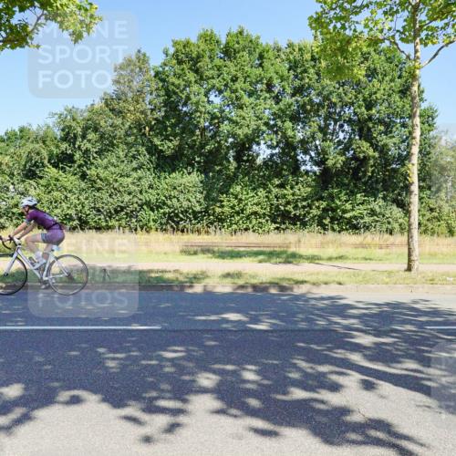 09.08.2026 - GEWOBA Citytriathlon Bremen Michael Burmester http://msf.ph/oto/9960438 09.08.2026 12:46:57 Radfahren 112, 580, 591, 616, 692, 697 meine-sportfotos.de