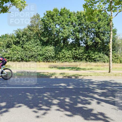 09.08.2026 - GEWOBA Citytriathlon Bremen Michael Burmester http://msf.ph/oto/9960444 09.08.2026 12:47:16 Radfahren 554, 646, 697, 721, 825, 969 meine-sportfotos.de