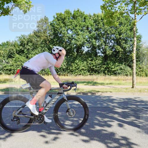 09.08.2026 - GEWOBA Citytriathlon Bremen Michael Burmester http://msf.ph/oto/9960458 09.08.2026 12:47:38 Radfahren 540, 593, 619, 642, 662, 719, 735, 747 meine-sportfotos.de