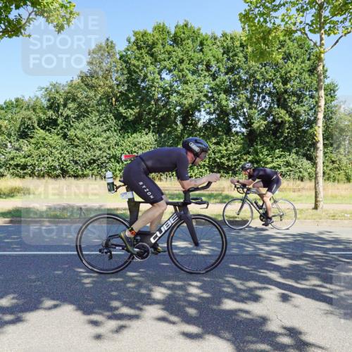 09.08.2026 - GEWOBA Citytriathlon Bremen Michael Burmester http://msf.ph/oto/9960460 09.08.2026 12:47:42 Radfahren 593, 618, 619, 642, 719, 735, 747, 904 meine-sportfotos.de
