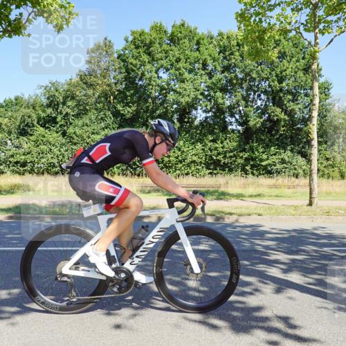 09.08.2026 - GEWOBA Citytriathlon Bremen Michael Burmester http://msf.ph/oto/9960474 09.08.2026 12:47:59 Radfahren 618, 683, 688, 811, 883, 904, 1103, 1116 meine-sportfotos.de
