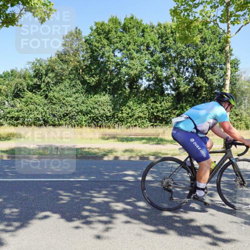 09.08.2026 - GEWOBA Citytriathlon Bremen Michael Burmester http://msf.ph/oto/9960477 09.08.2026 12:48:03 Radfahren 563, 683, 688, 811, 883, 955, 1103, 1116 meine-sportfotos.de