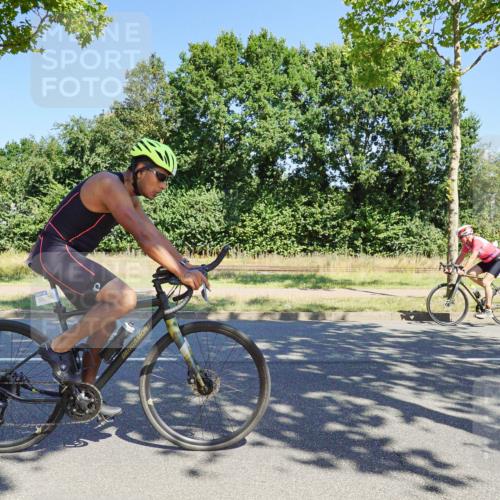 09.08.2026 - GEWOBA Citytriathlon Bremen Michael Burmester http://msf.ph/oto/9960490 09.08.2026 12:48:23 Radfahren 547, 605, 613, 677, 822, 955 meine-sportfotos.de