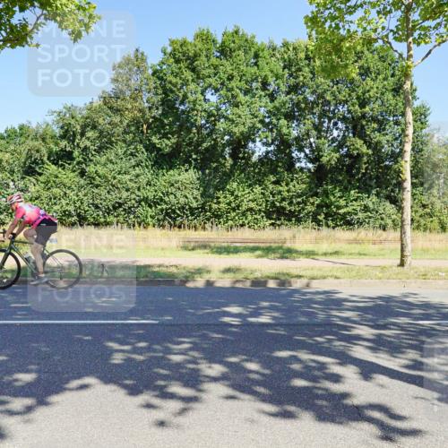 09.08.2026 - GEWOBA Citytriathlon Bremen Michael Burmester http://msf.ph/oto/9960491 09.08.2026 12:48:24 Radfahren 547, 605, 613, 677, 769, 822 meine-sportfotos.de