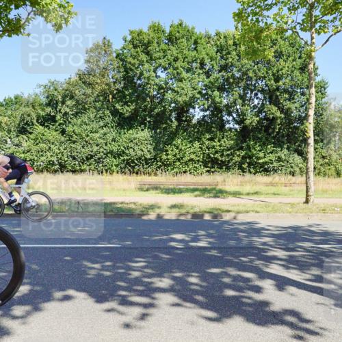 09.08.2026 - GEWOBA Citytriathlon Bremen Michael Burmester http://msf.ph/oto/9960493 09.08.2026 12:48:28 Radfahren 561, 605, 613, 677, 769, 822 meine-sportfotos.de