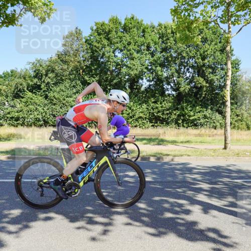 09.08.2026 - GEWOBA Citytriathlon Bremen Michael Burmester http://msf.ph/oto/9960494 09.08.2026 12:48:31 Radfahren 561, 605, 613, 645, 677, 769, 795, 822 meine-sportfotos.de