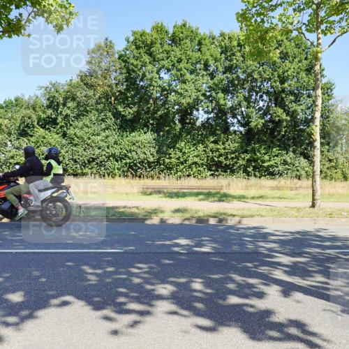 09.08.2026 - GEWOBA Citytriathlon Bremen Michael Burmester http://msf.ph/oto/9960504 09.08.2026 12:48:44 Radfahren 544, 561, 645, 685, 769, 795, 824, 882, 959 meine-sportfotos.de