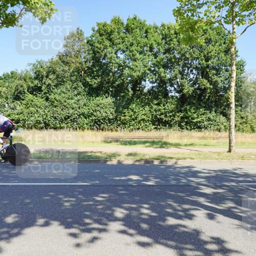 09.08.2026 - GEWOBA Citytriathlon Bremen Michael Burmester http://msf.ph/oto/9960524 09.08.2026 12:49:13 Radfahren 647, 724, 757, 765, 905, 999, 1141 meine-sportfotos.de