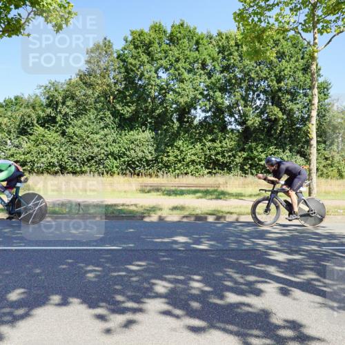 09.08.2026 - GEWOBA Citytriathlon Bremen Michael Burmester http://msf.ph/oto/9960525 09.08.2026 12:49:15 Radfahren 569, 647, 724, 757, 765, 905, 999 meine-sportfotos.de
