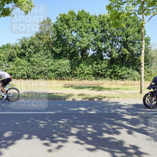09.08.2026 - GEWOBA Citytriathlon Bremen Michael Burmester http://msf.ph/oto/9960531 09.08.2026 12:49:21 Radfahren 569, 583, 647, 757, 765, 999, 1160 meine-sportfotos.de