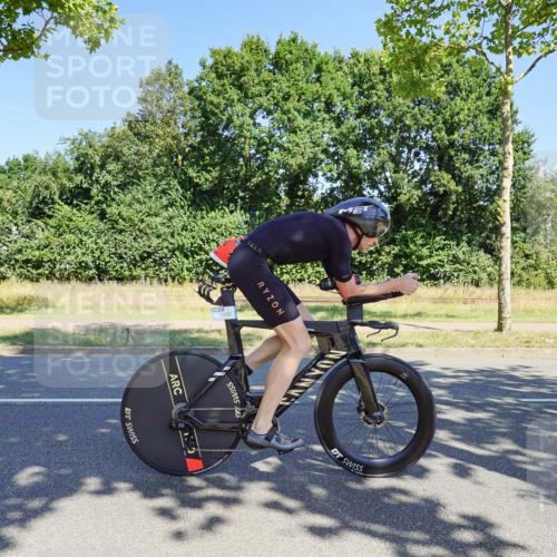 09.08.2026 - GEWOBA Citytriathlon Bremen Michael Burmester http://msf.ph/oto/9960535 09.08.2026 12:49:26 Radfahren 569, 583, 757, 765, 803, 963, 999, 1160 meine-sportfotos.de