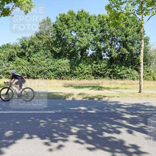 09.08.2026 - GEWOBA Citytriathlon Bremen Michael Burmester http://msf.ph/oto/9960543 09.08.2026 12:49:44 Radfahren 680, 710, 852, 874, 924, 946, 963, 983, 1150 meine-sportfotos.de