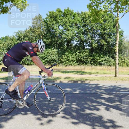 09.08.2026 - GEWOBA Citytriathlon Bremen Michael Burmester http://msf.ph/oto/9960547 09.08.2026 12:49:47 Radfahren 680, 710, 852, 874, 924, 946, 983, 1150 meine-sportfotos.de