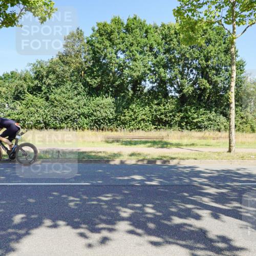 09.08.2026 - GEWOBA Citytriathlon Bremen Michael Burmester http://msf.ph/oto/9960577 09.08.2026 12:50:37 Radfahren 594, 648, 730, 737, 794, 993, 1137, 1158 meine-sportfotos.de