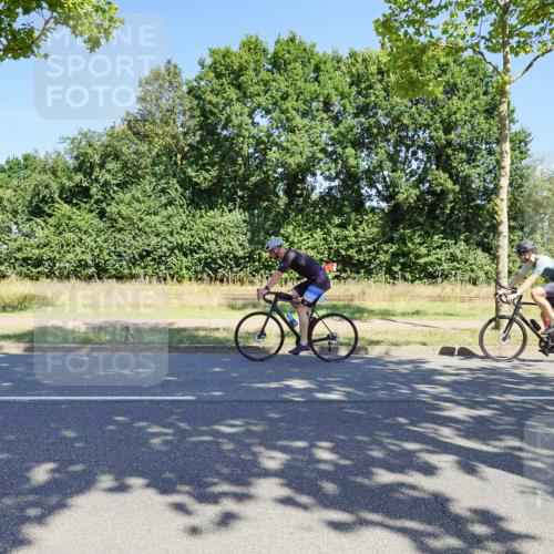 09.08.2026 - GEWOBA Citytriathlon Bremen Michael Burmester http://msf.ph/oto/9960585 09.08.2026 12:50:49 Radfahren 594, 624, 648, 730, 794, 799, 879, 932, 987, 1016, 1137, 1139 meine-sportfotos.de
