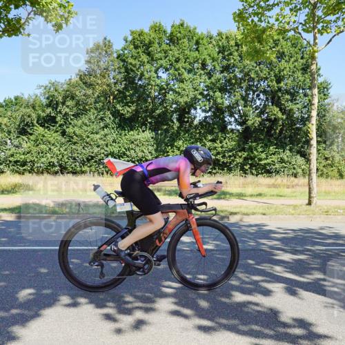 09.08.2026 - GEWOBA Citytriathlon Bremen Michael Burmester http://msf.ph/oto/9960592 09.08.2026 12:50:55 Radfahren 624, 730, 799, 808, 879, 932, 987, 1016, 1137, 1139 meine-sportfotos.de