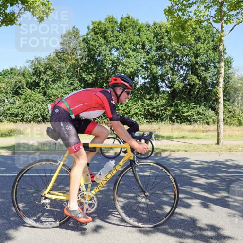 09.08.2026 - GEWOBA Citytriathlon Bremen Michael Burmester http://msf.ph/oto/9960593 09.08.2026 12:50:57 Radfahren 624, 799, 808, 879, 932, 987, 1016, 1139 meine-sportfotos.de